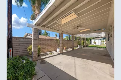 26721 Diaz Drive, Saugus, CA 91350 - Photo 34