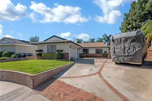 26721 Diaz Dr, Saugus, CA 91350 - Photo 1