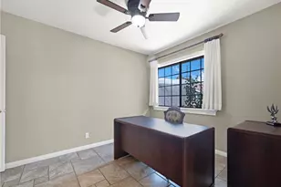 26721 Diaz Dr, Saugus, CA 91350 - Photo 18