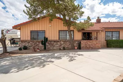 8212 E Avenue H, Lancaster, CA 93535 - Photo 2