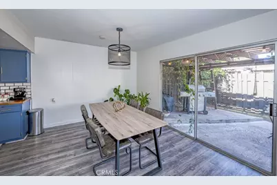 22725 Garzota Drive, Valencia, CA 91354 - Photo 2