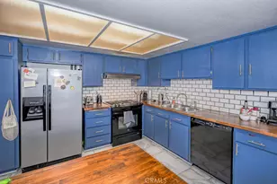 22725 Garzota Dr, Valencia, CA 91354 - Photo 4