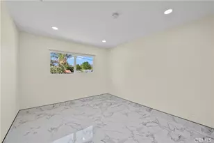 10005 Sepulveda, Mission Hills (San Fernando), CA 91345 - Photo 20