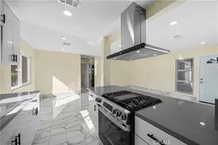 10005 Sepulveda, Mission Hills (San Fernando), CA 91345 - Photo 24