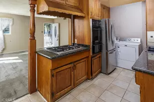 17610 Scherzinger Ln, Canyon Country, CA 91387 - Photo 8