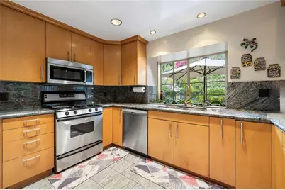 6703 Corie, West Hills, CA 91307 - Photo 8