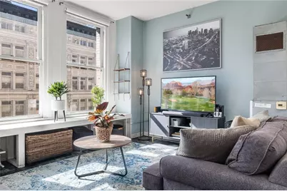 215 W 7th Street #1008, Los Angeles, CA 90014 - Photo 4