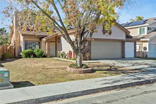 43653 Serenity Ct, Lancaster, CA 93535 - Photo 2