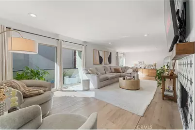 5440 Lindley #201, Encino, CA 91316 - Photo 1