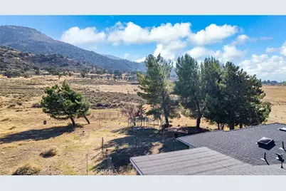 18888 Pellisier Road, Tehachapi, CA 93561 - Photo 4