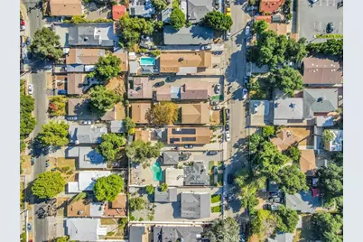 8421 Grenoble, Sunland, CA 91040 - Photo 24