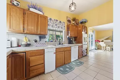 6465 Archer, Jurupa Valley, CA 92509 - Photo 18