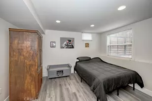 210 N Naomi, Burbank, CA 91505 - Photo 24