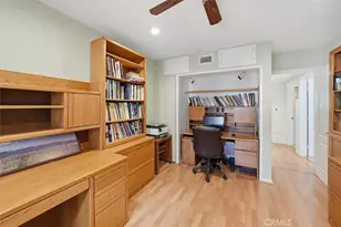 25085 Highspring, Newhall, CA 91321 - Photo 32