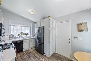 28123 Seco Canyon, Saugus, CA 91390 - Photo 14