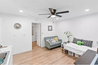 15219 Willard, Van Nuys, CA 91402 - Photo 26