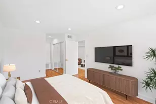 18530 Hatteras St, Tarzana, CA 91356 - Photo 14