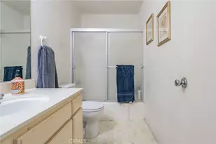 22038 Vanowen St, Woodland Hills, CA 91303 - Photo 16