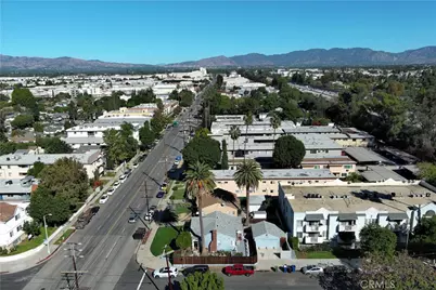 7406 Haskell, Van Nuys, CA 91406 - Photo 8