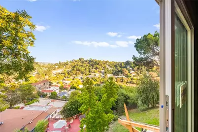 2252 Edendale, Los Angeles, CA 90039 - Photo 14