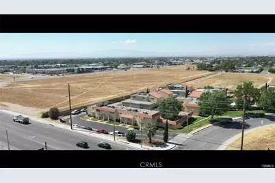 43627 Stanridge, Lancaster, CA 93535 - Photo 2