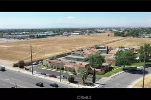 43627 Stanridge, Lancaster, CA 93535 - Photo 2