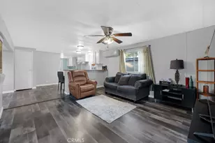 45415 16 28th, Lancaster, CA 93534 - Photo 2