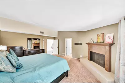 24420 Victory #5, Woodland Hills, CA 91367 - Photo 18