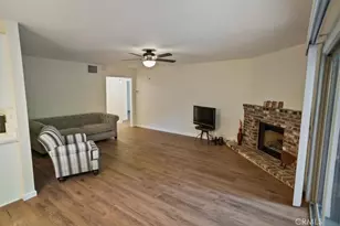 19380 Anzel Cir, Newhall, CA 91321 - Photo 4