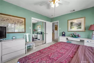 22051 Mulholland Way, Woodland Hills, CA 91364 - Photo 18