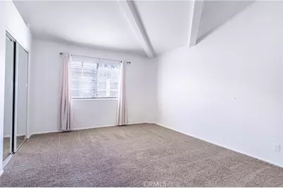 18347 Saticoy #28, Reseda, CA 91335 - Photo 14