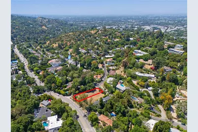 11464 Canton Drive, Studio City, CA 91604 - Photo 22