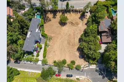11452 Canton Drive, Studio City, CA 91604 - Photo 20