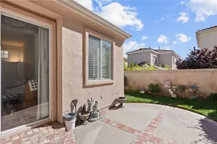 27905 Crown Ct, Valencia, CA 91354 - Photo 18