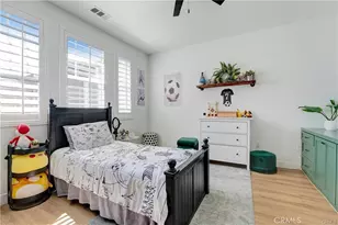 16410 W Nicklaus Dr, Sylmar, CA 91342 - Photo 14
