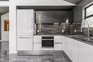 2650 Lisco Pl, Los Angeles, CA 90046 - Photo 24