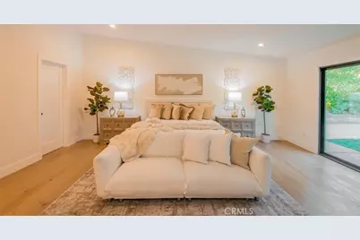23623 Ladrillo, Woodland Hills, CA 91367 - Photo 22
