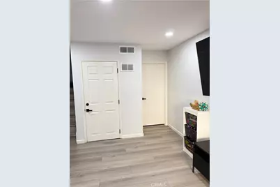 11068 Sharp #H, Mission Hills (San Fernando), CA 91345 - Photo 24
