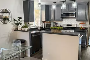 11068 Sharp, Mission Hills (San Fernando), CA 91345 - Photo 10