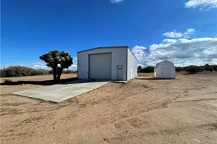 8354 White Rd, Phelan, CA 92371 - Photo 20