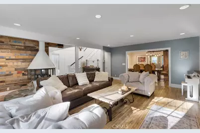 4267 Canoga Avenue, Woodland Hills, CA 91364 - Photo 8