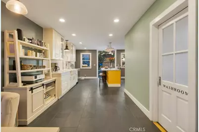 4267 Canoga Avenue, Woodland Hills, CA 91364 - Photo 20