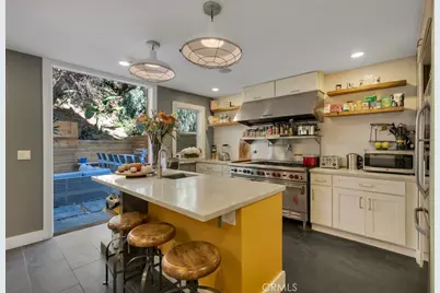 4267 Canoga Avenue, Woodland Hills, CA 91364 - Photo 16