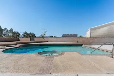 41009 17th, Palmdale, CA 93551 - Photo 8