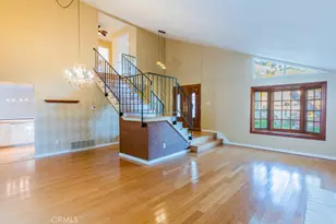 23132 Posada, Valencia, CA 91354 - Photo 4
