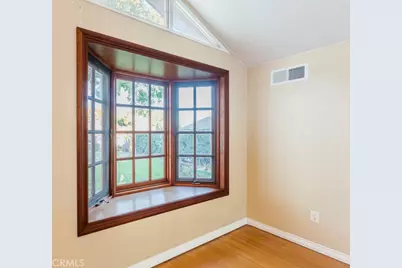 23132 Posada, Valencia, CA 91354 - Photo 10