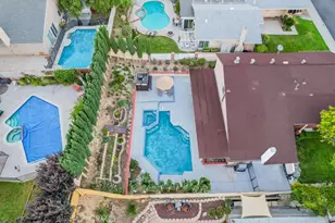 23132 Posada, Valencia, CA 91354 - Photo 62