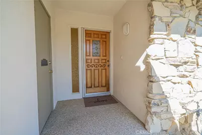 19433 Oak Crossing Road, Newhall, CA 91321 - Photo 4