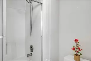 22754 Little Fall Ct, Saugus, CA 91350 - Photo 12