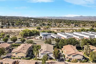 22754 Little Fall Ct, Saugus, CA 91350 - Photo 26